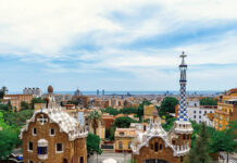 Путешествие в Испанию: топ-5 ситуаций, когда eSIM спасает туристов