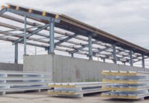 Где применяются сэндвич панели и в чём их главный плюс